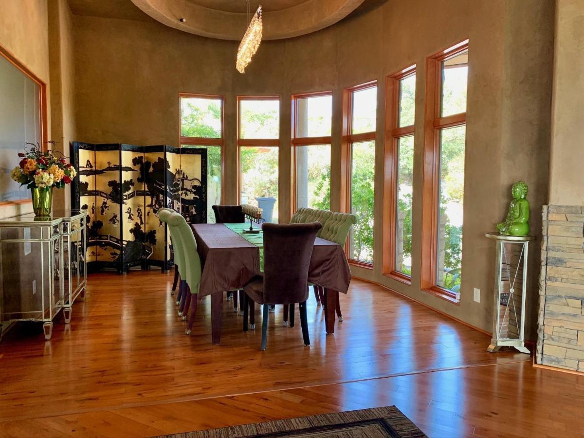 Scenic Hill Country Retreat - Rhino Ranch Villa New Braunfels Eksteriør billede