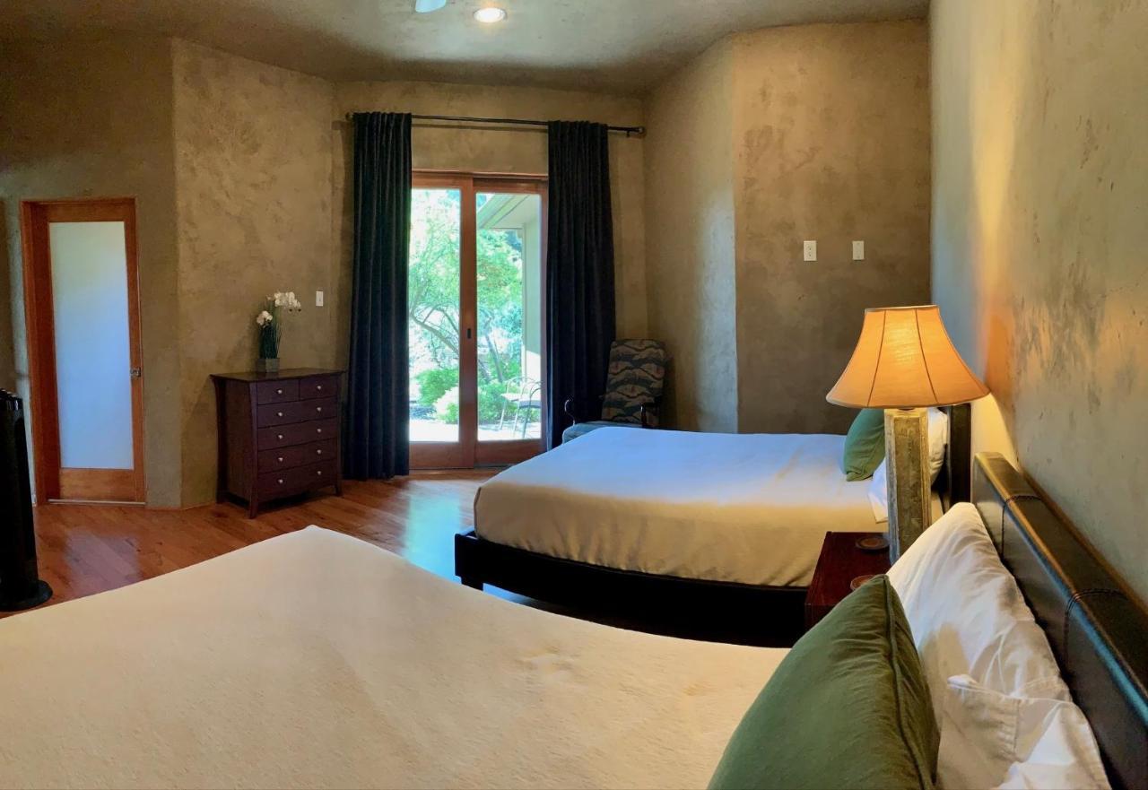 Scenic Hill Country Retreat - Rhino Ranch Villa New Braunfels Eksteriør billede