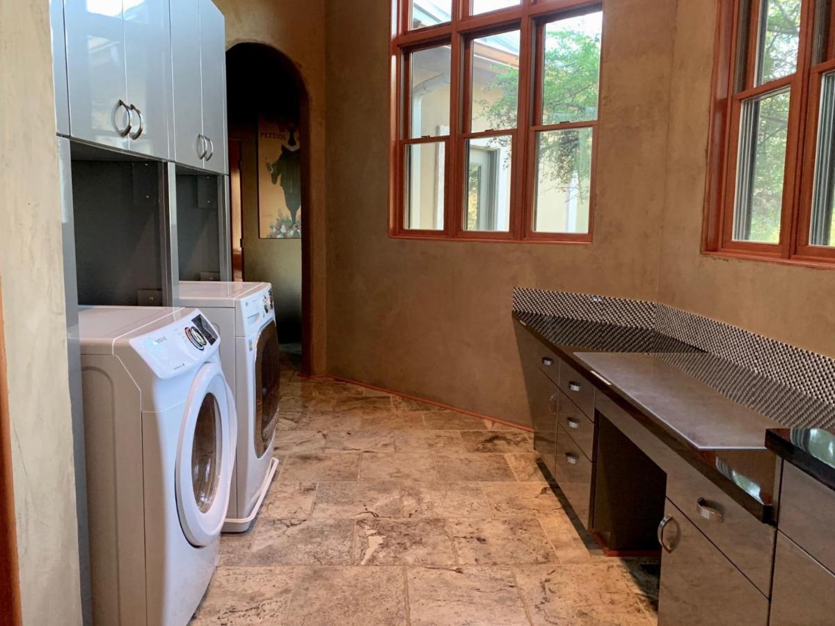 Scenic Hill Country Retreat - Rhino Ranch Villa New Braunfels Eksteriør billede