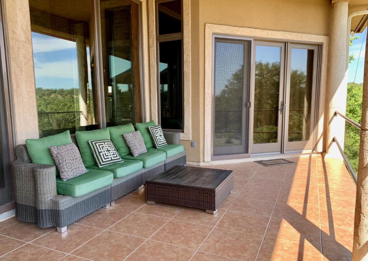 Scenic Hill Country Retreat - Rhino Ranch Villa New Braunfels Eksteriør billede