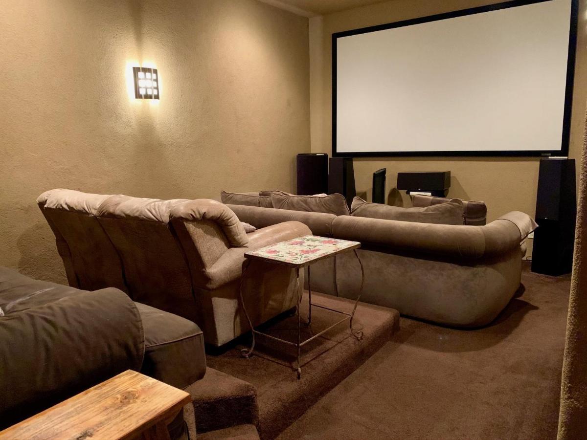 Scenic Hill Country Retreat - Rhino Ranch Villa New Braunfels Eksteriør billede